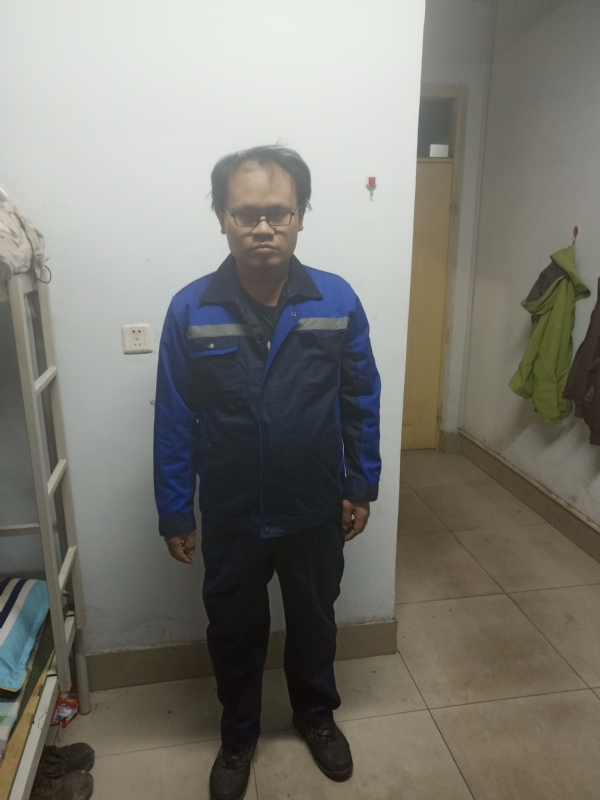 黄俊的第一张照片--吉安相亲服务中心