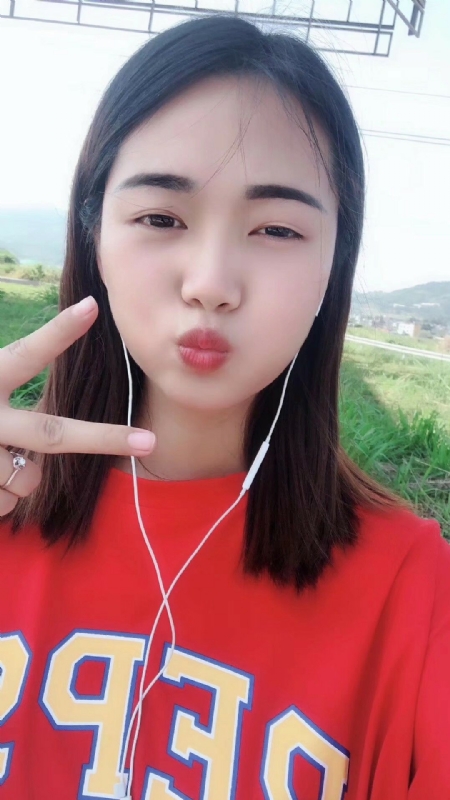 深拥必定温暖的第一张照片--吉安相亲服务中心