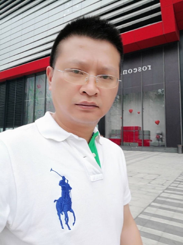 硬汉的第一张照片--吉安相亲服务中心