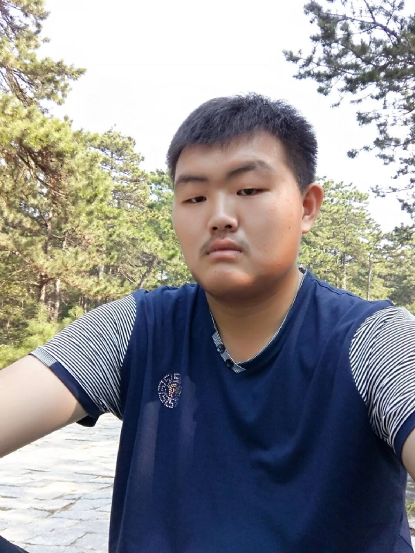 单身小伙的第一张照片--吉安相亲服务中心
