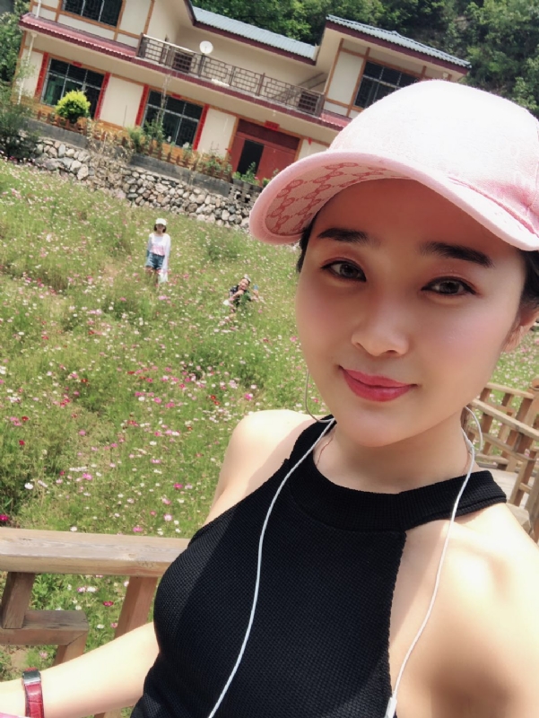 诗琪的第二张照片--吉安相亲服务中心