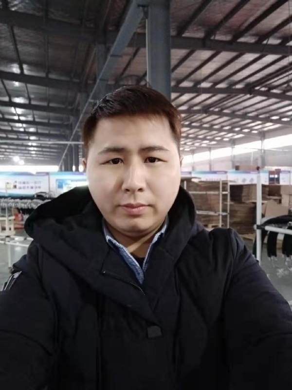 刀锋的第一张照片--吉安相亲服务中心