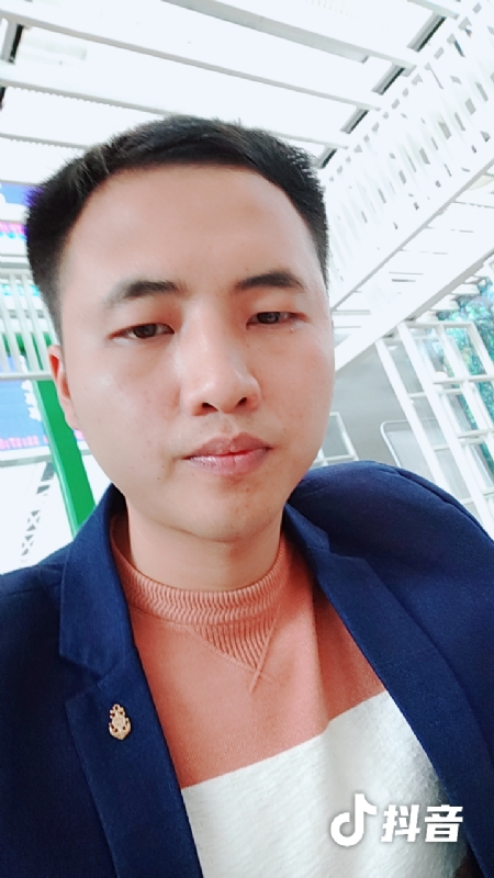 佳鑫的第一张照片--吉安相亲服务中心