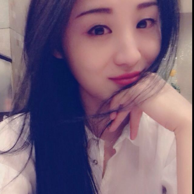 在水一方的第一张照片--吉安相亲服务中心