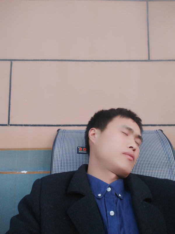 有钱爱情才能长久的第一张照片--吉安相亲服务中心