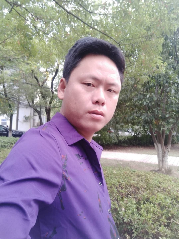 黄龙飞的第一张照片--吉安相亲服务中心