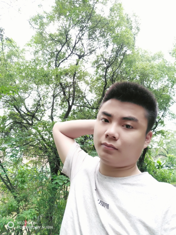 黄帅哥的第一张照片--吉安相亲服务中心