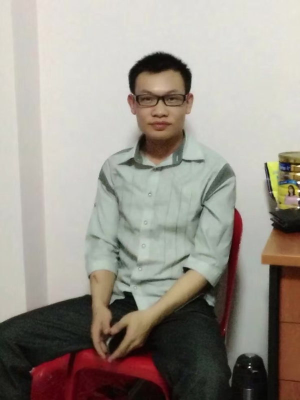 坚强不屈的第一张照片--吉安相亲服务中心
