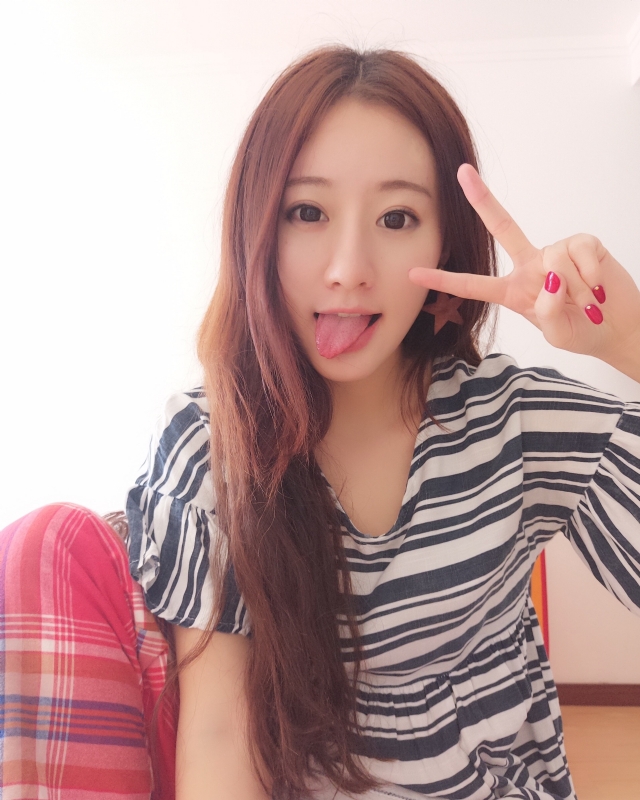 没有故事的女同学的第三张照片--吉安相亲服务中心