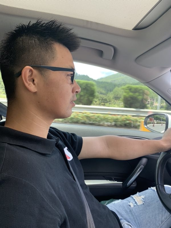 浪漫益友的第一张照片--吉安相亲服务中心