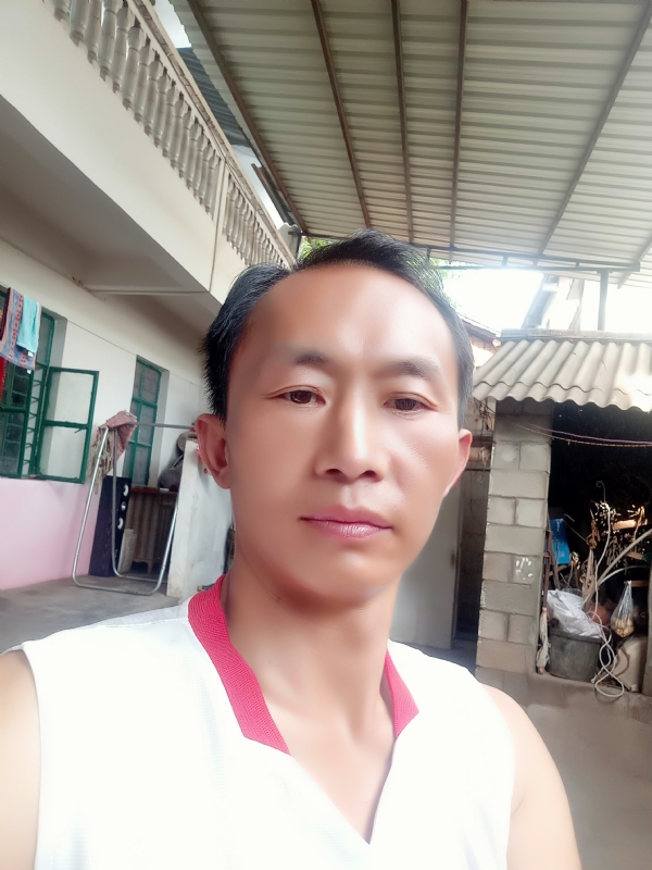 白鸽的第一张照片--吉安相亲服务中心