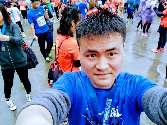 小五在跳舞的第一张照片--吉安相亲服务中心