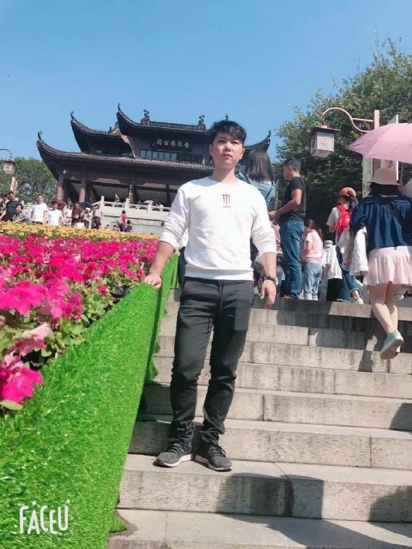 坦然的第二张照片--吉安相亲服务中心