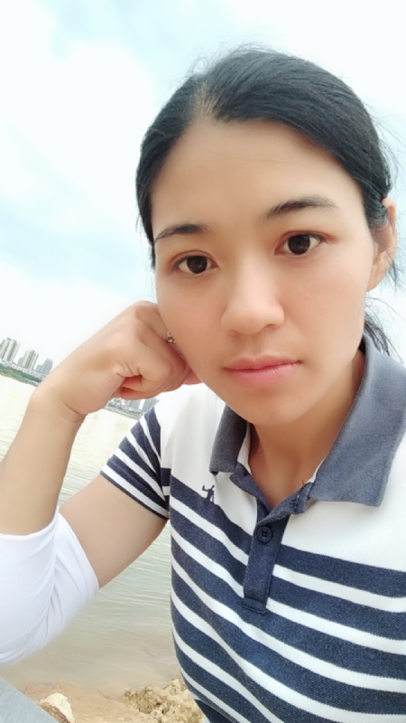 梅子的第一张照片--吉安相亲服务中心