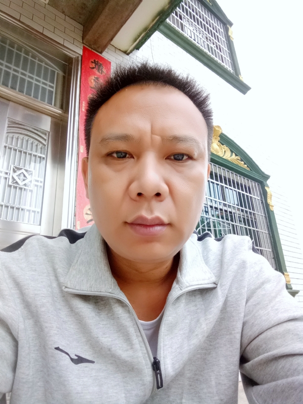 随缘的第一张照片--吉安相亲服务中心