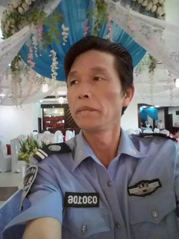 卧窗听雨的第二张照片--吉安相亲服务中心