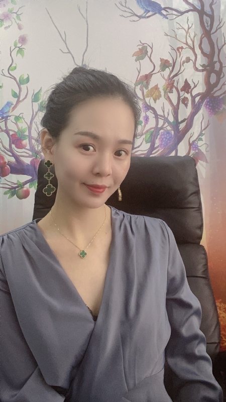 潇潇的第一张照片--吉安相亲服务中心
