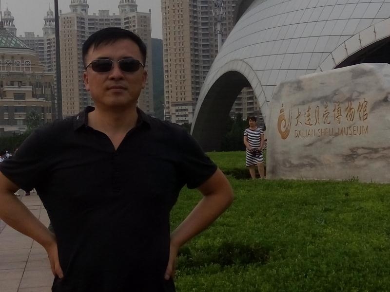 豁达的第一张照片--吉安相亲服务中心