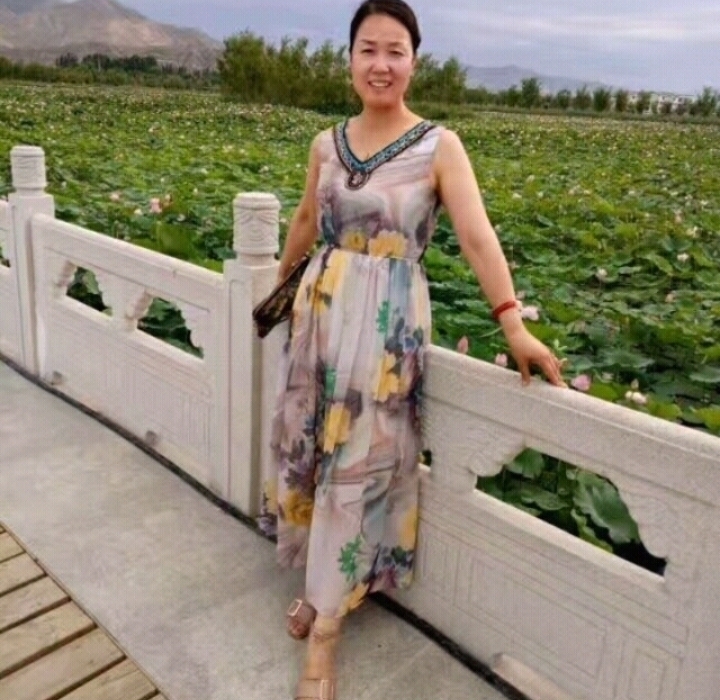 红叶的第一张照片--吉安相亲服务中心