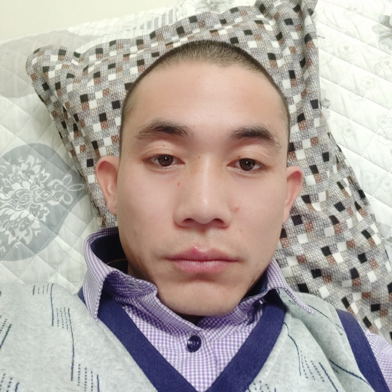 龙飞的第一张照片--吉安相亲服务中心