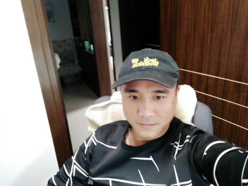 坚持我爱的第一张照片--吉安相亲服务中心