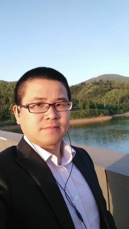 顾律师的第三张照片--吉安相亲服务中心