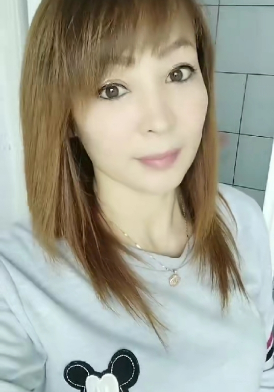 魅力白玲的第一张照片--吉安相亲服务中心