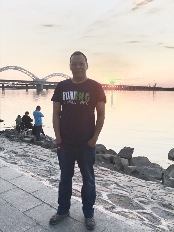 海天一色的第一张照片--吉安相亲服务中心
