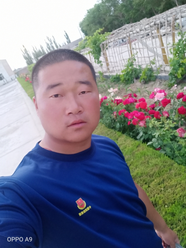 奋斗中的青春最美丽的第一张照片--吉安相亲服务中心