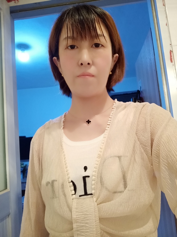 芬儿的第一张照片--吉安相亲服务中心
