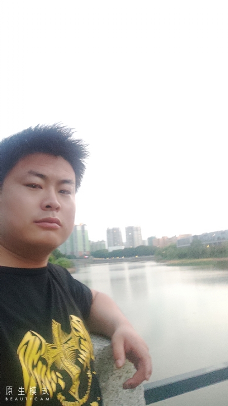 小海的第二张照片--吉安相亲服务中心