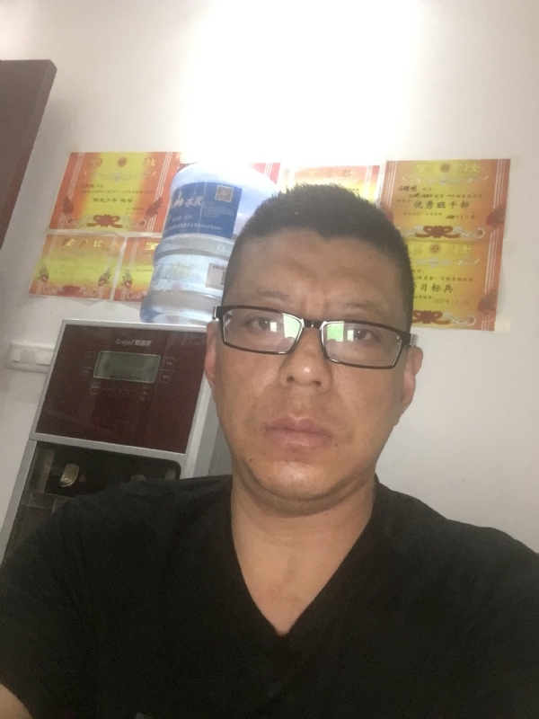牵手的第二张照片--吉安相亲服务中心