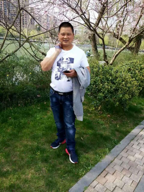 纯爷们的第一张照片--吉安相亲服务中心