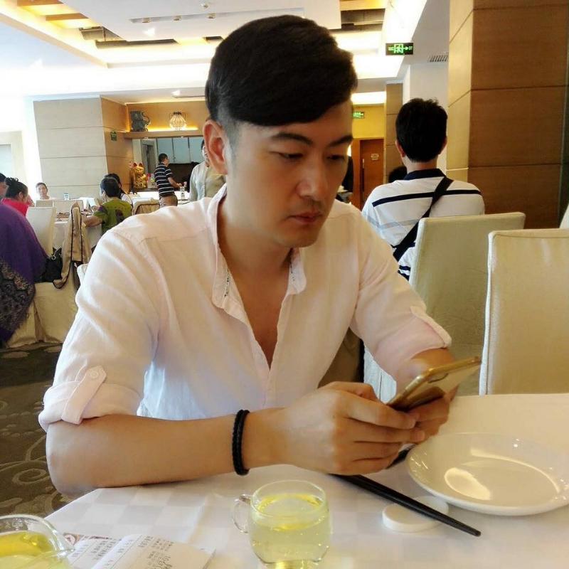 猩猩的第一张照片--吉安相亲服务中心