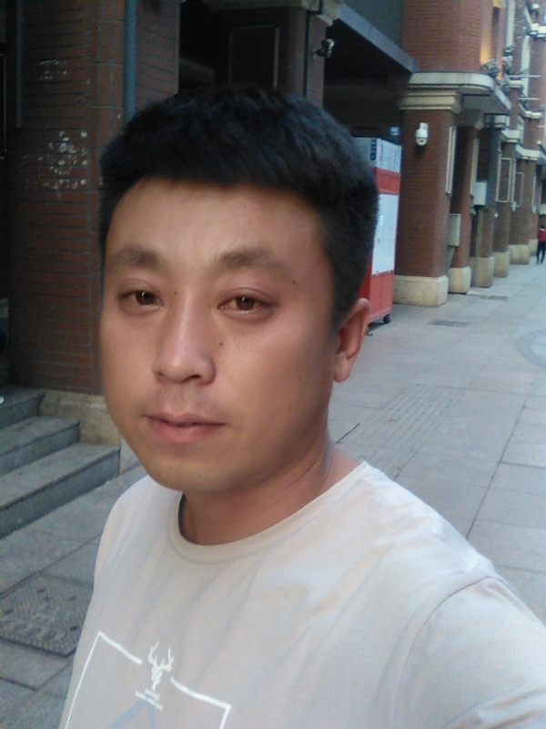 冰冷的心的第一张照片--吉安相亲服务中心