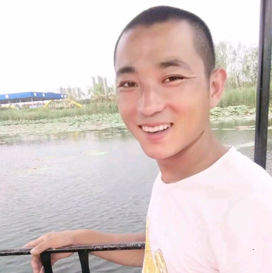 为你等候的第二张照片--吉安相亲服务中心