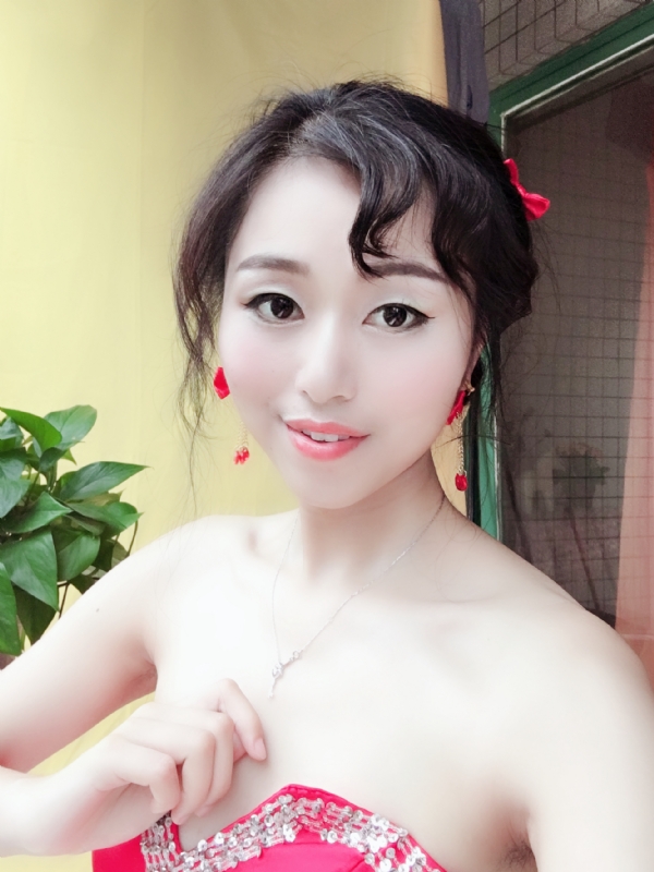 薇薇的第二张照片--吉安相亲服务中心