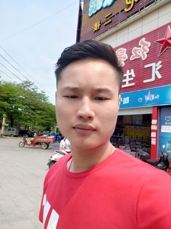 刘振军的第一张照片--吉安相亲服务中心