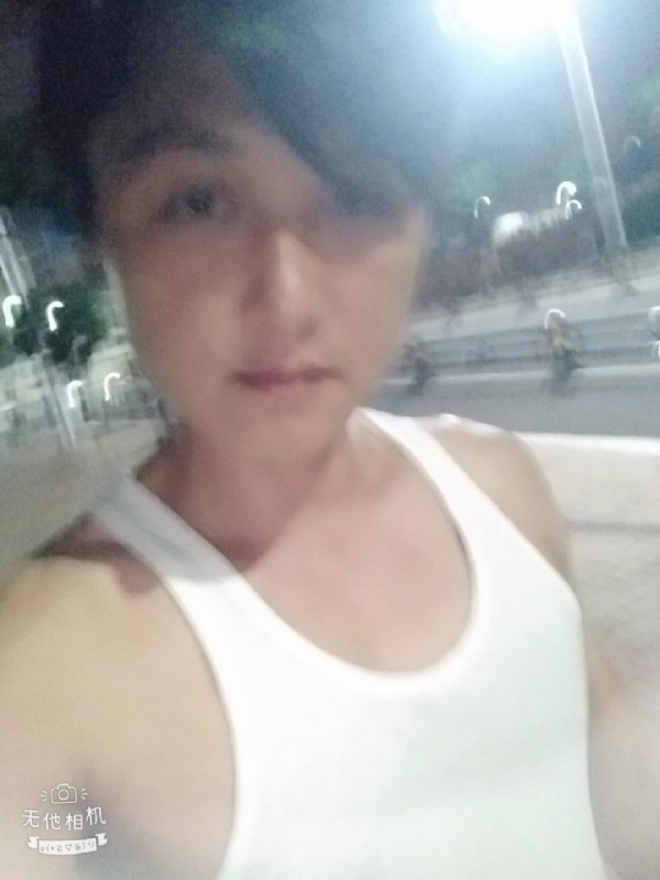 弟弟的第一张照片--吉安相亲服务中心