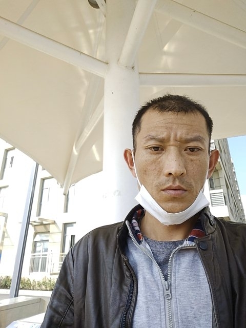 孤狼的第一张照片--吉安相亲服务中心