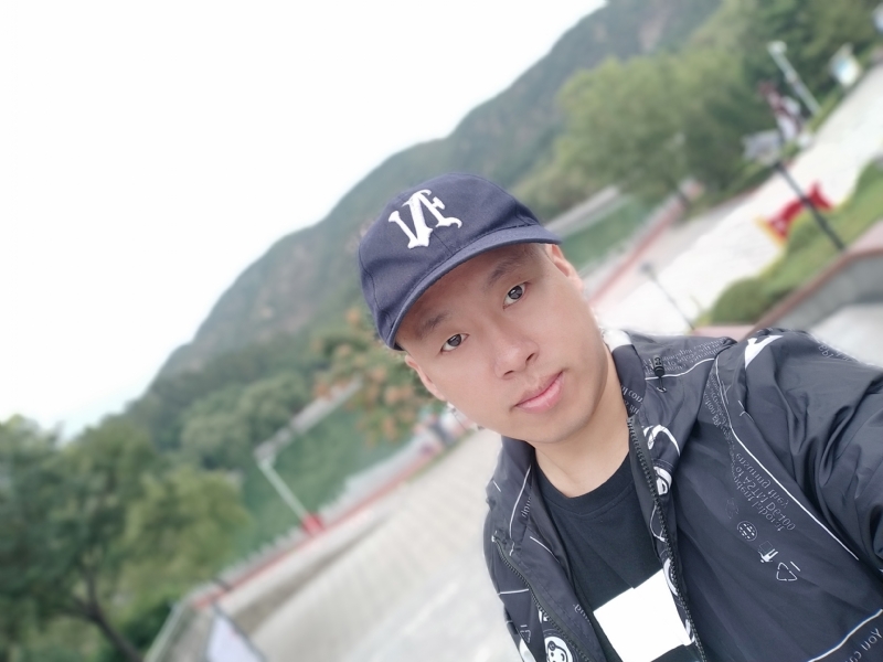 阳光的第一张照片--吉安相亲服务中心