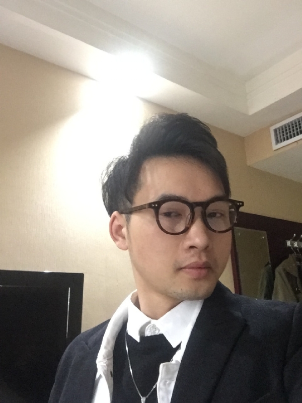 曾亮的第二张照片--吉安相亲服务中心