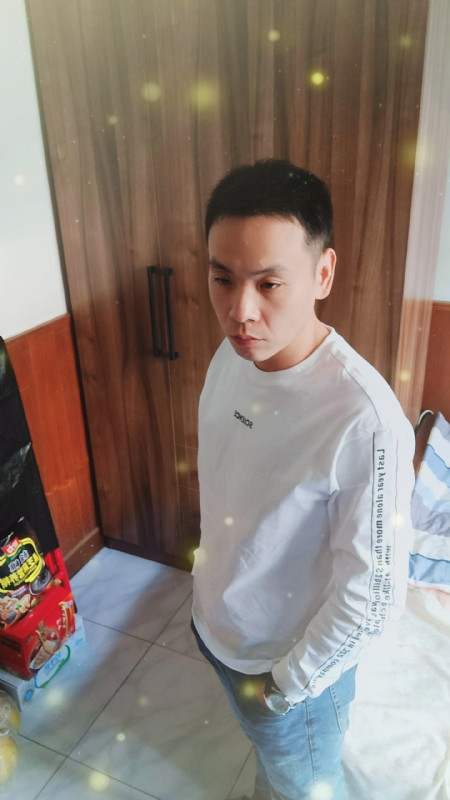 没有蜡笔的小航的第三张照片--吉安相亲服务中心