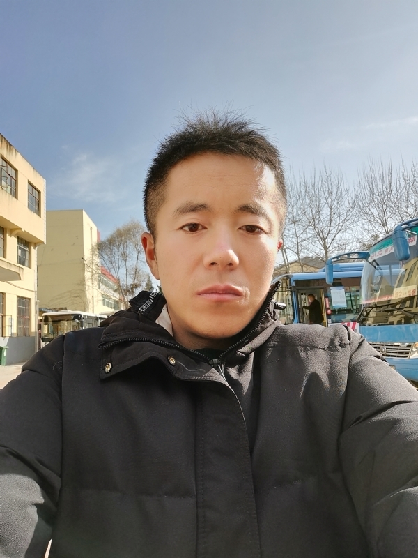 孤独的云的第三张照片--吉安相亲服务中心