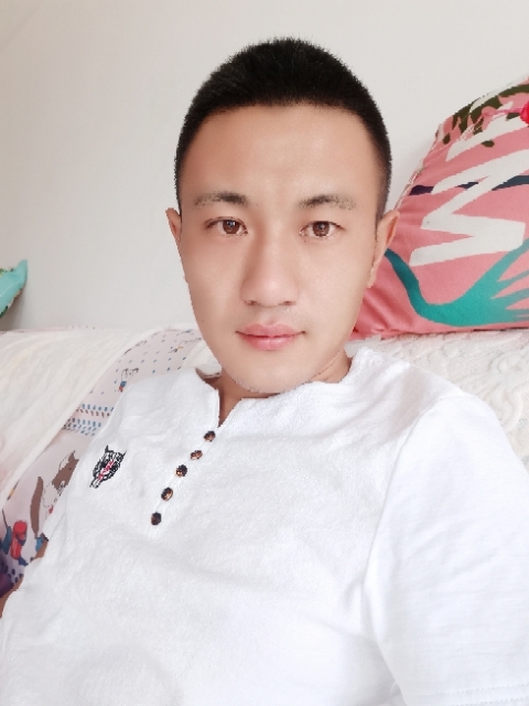 海阔天空的第一张照片--吉安相亲服务中心