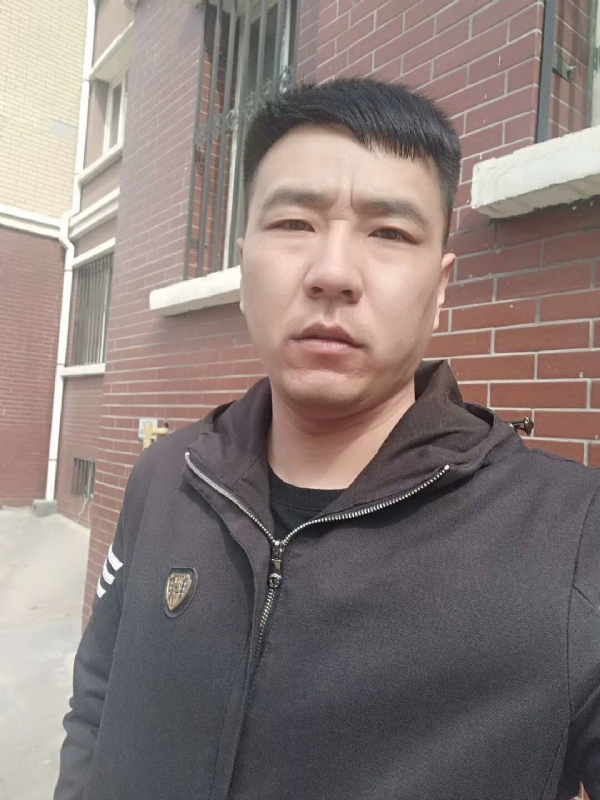 谁伴我闯荡的第一张照片--吉安相亲服务中心