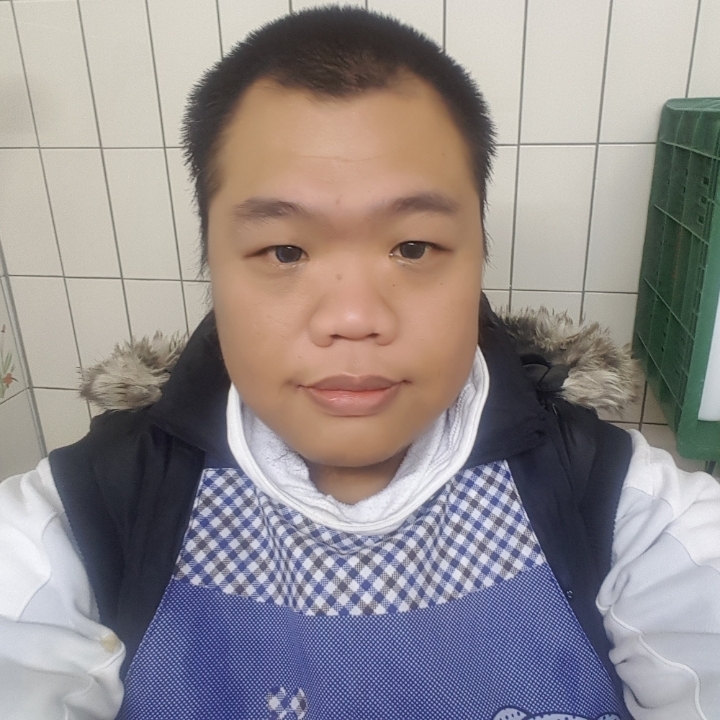黑熊的第一张照片--吉安相亲服务中心