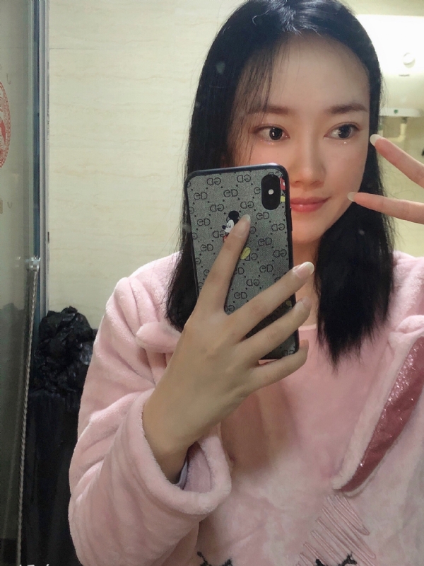 叶落知秋的第一张照片--吉安相亲服务中心