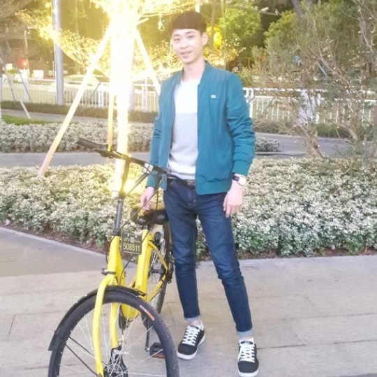李伟的第一张照片--吉安相亲服务中心