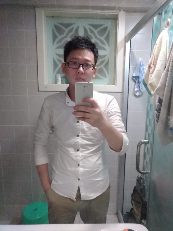 花谢魂伤的第一张照片--吉安相亲服务中心
